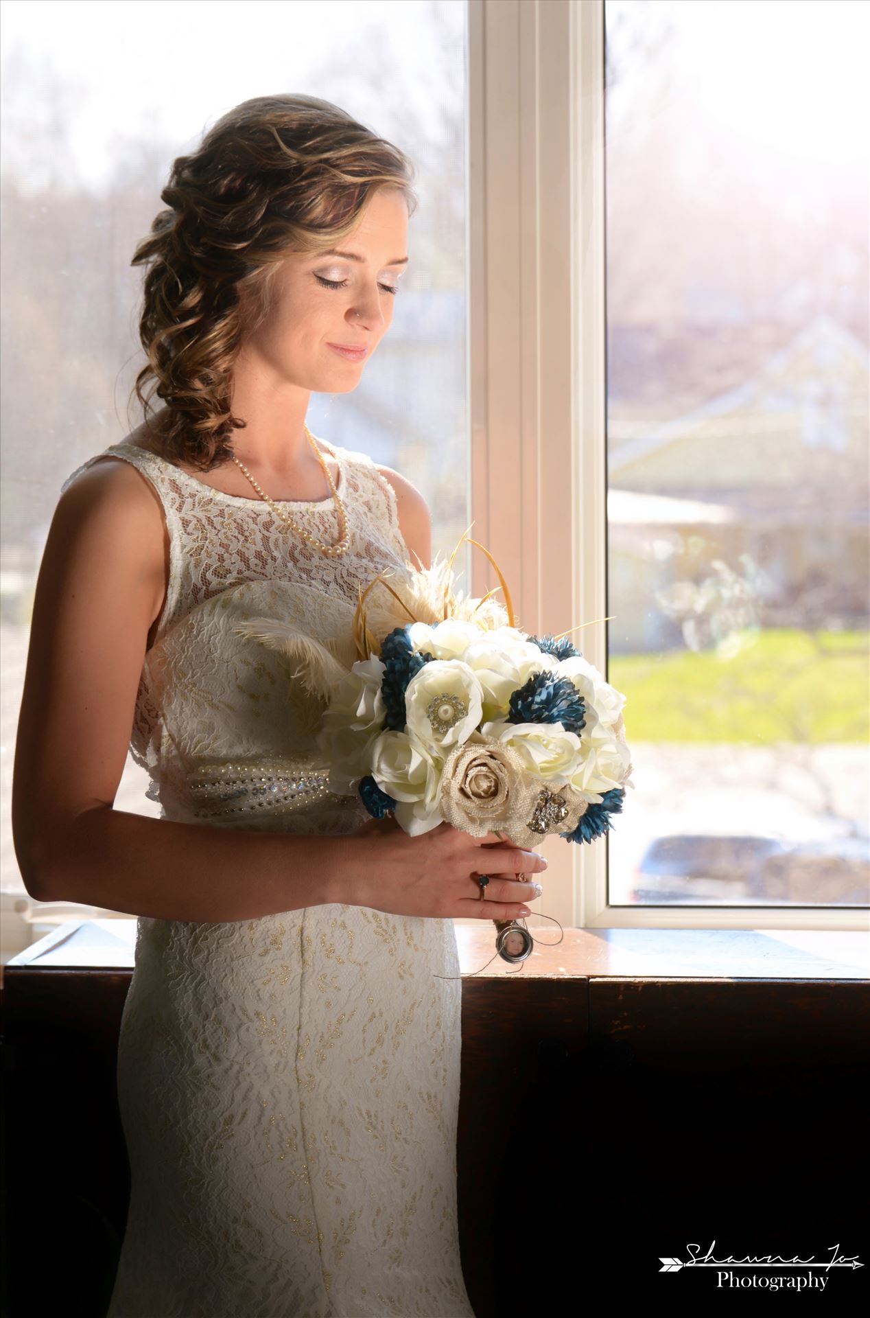 LodgeWedding2.jpg - Shawna made a beautiful glowing bride by Shawna Jo Photography