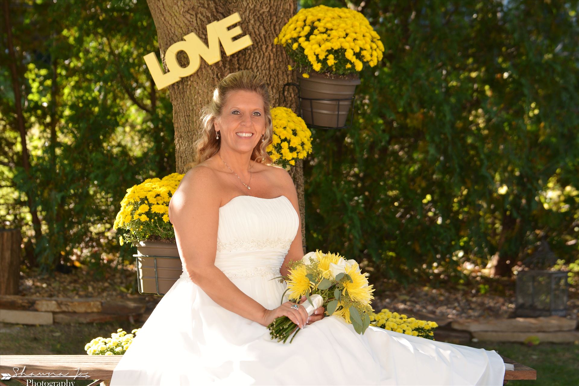 BucklesWedding5.jpg - Gorgeous bride by Shawna Jo Photography